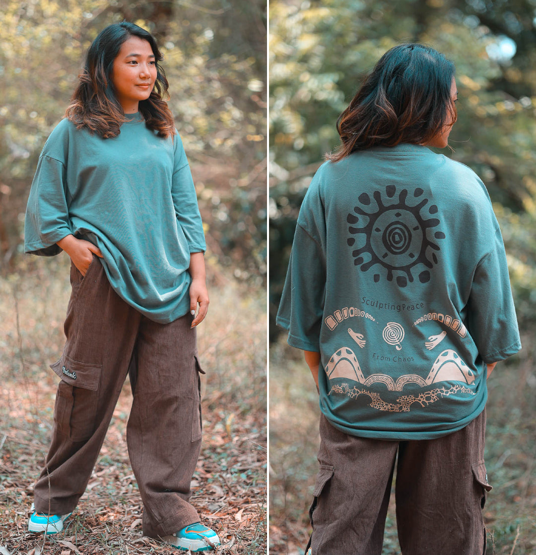Oversized tshirt - Peace in Chaos