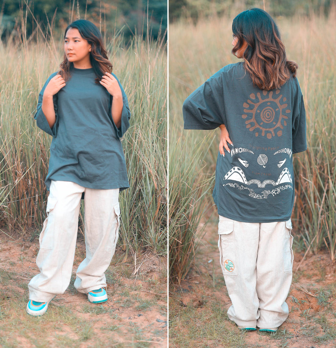 Oversized tshirt - Peace in Chaos